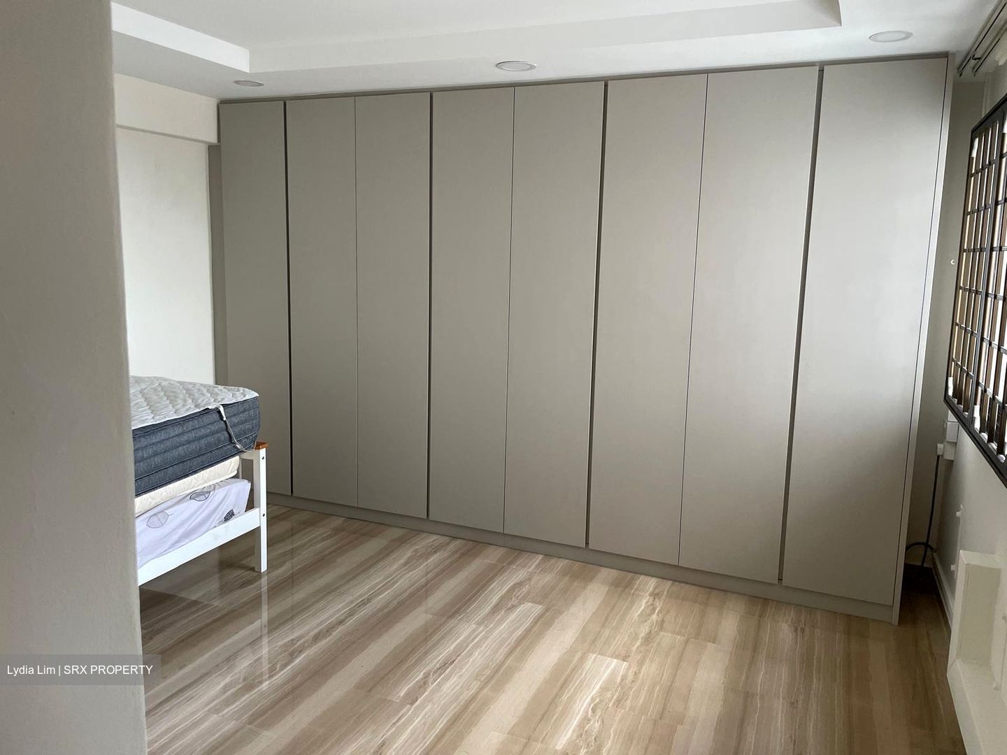 Blk 285A Toh Guan Road (Jurong East), HDB Executive #445588601
